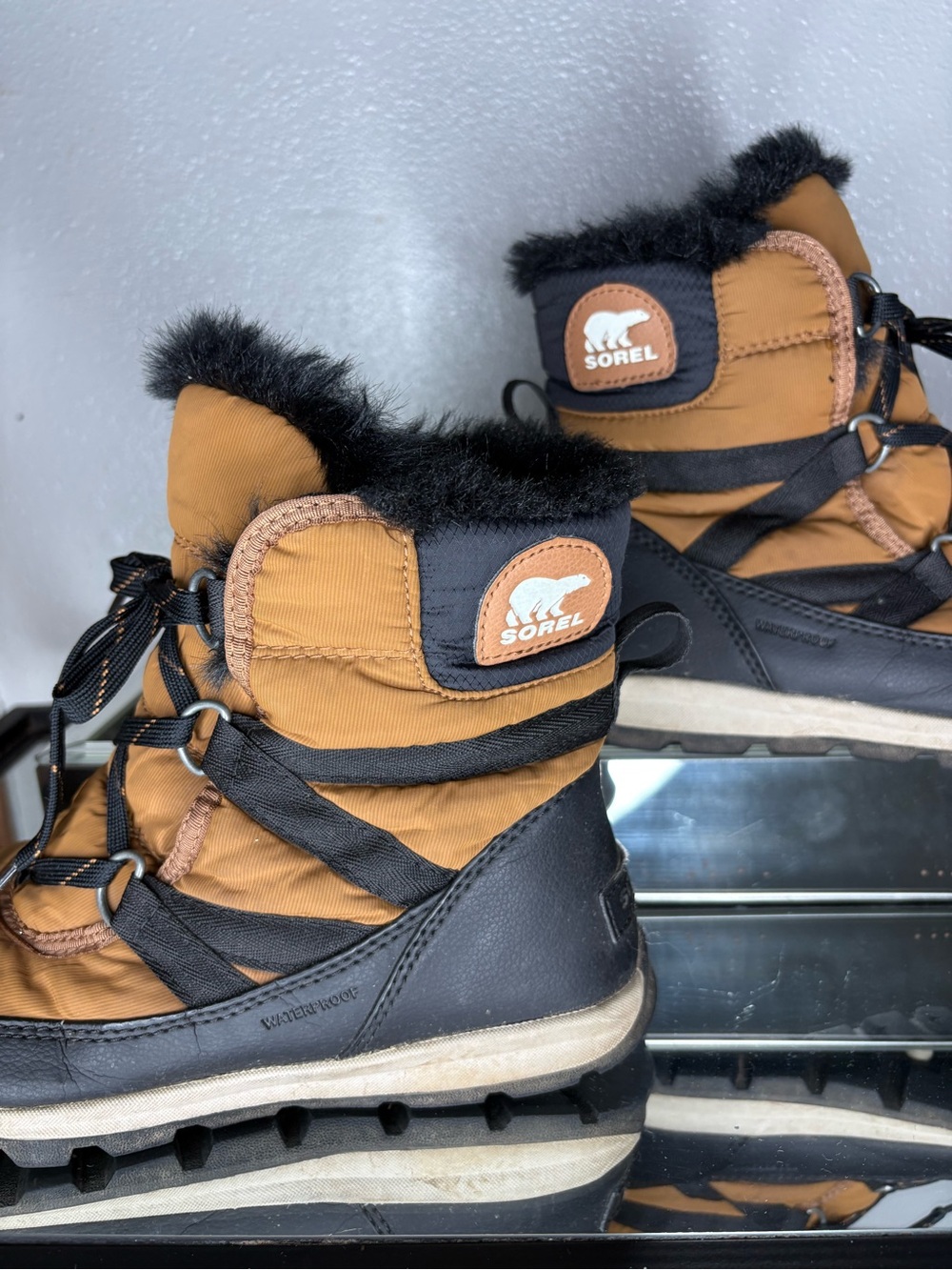 !!!!SOREL BOOTS!!!!!